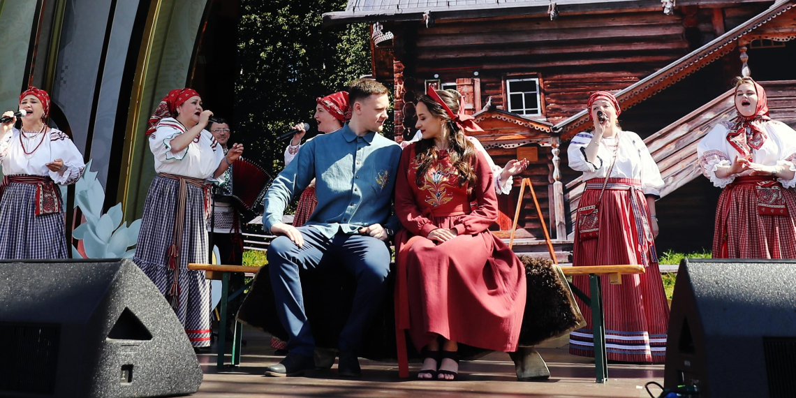 Последний день Всероссийского свадебного фестиваля завершился на Выставке "Россия"  