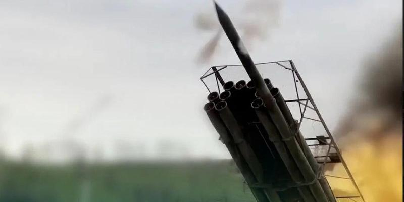 ВС России нанесли удар по порту "Южный" в Одесской области 