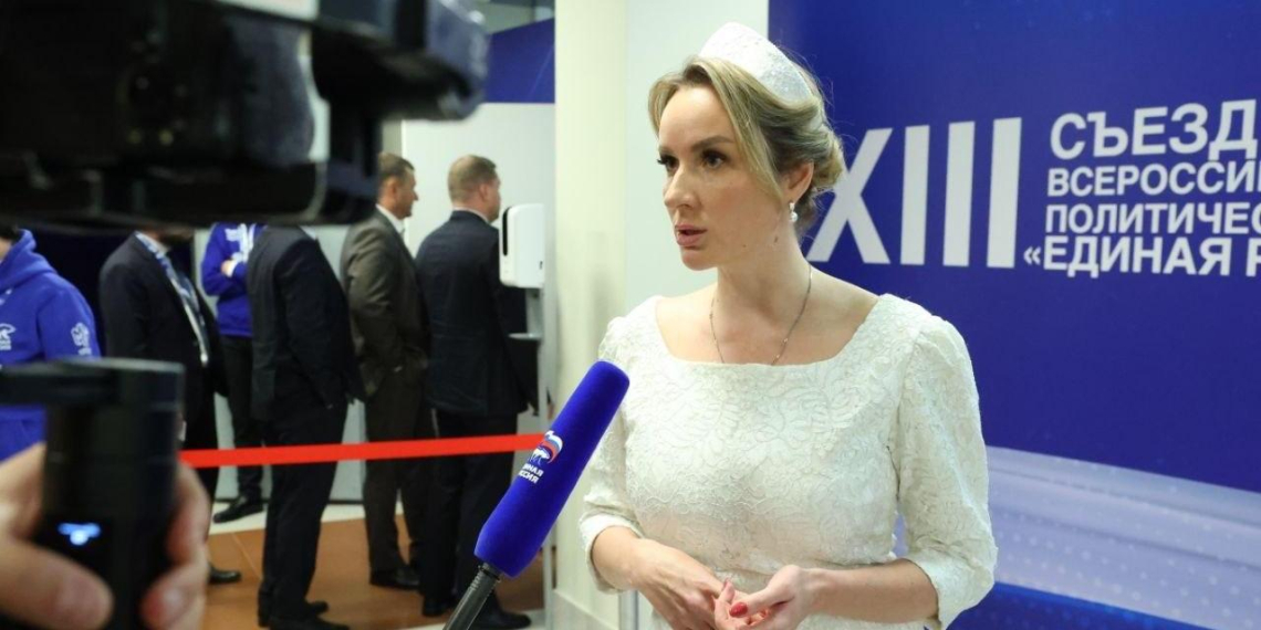 Львова-Белова: ограничения для детей в сети нельзя вводить без мнения родителей 