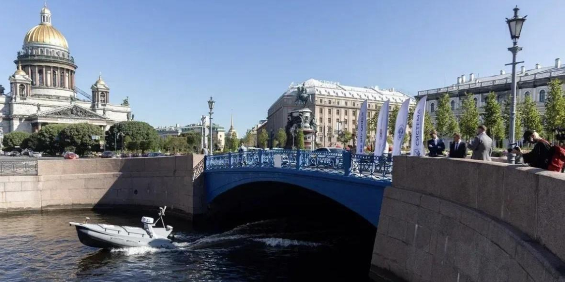 ЦИК России впервые задействует беспилотный катер для доставки бюллетеней на выборах в Госдуму 