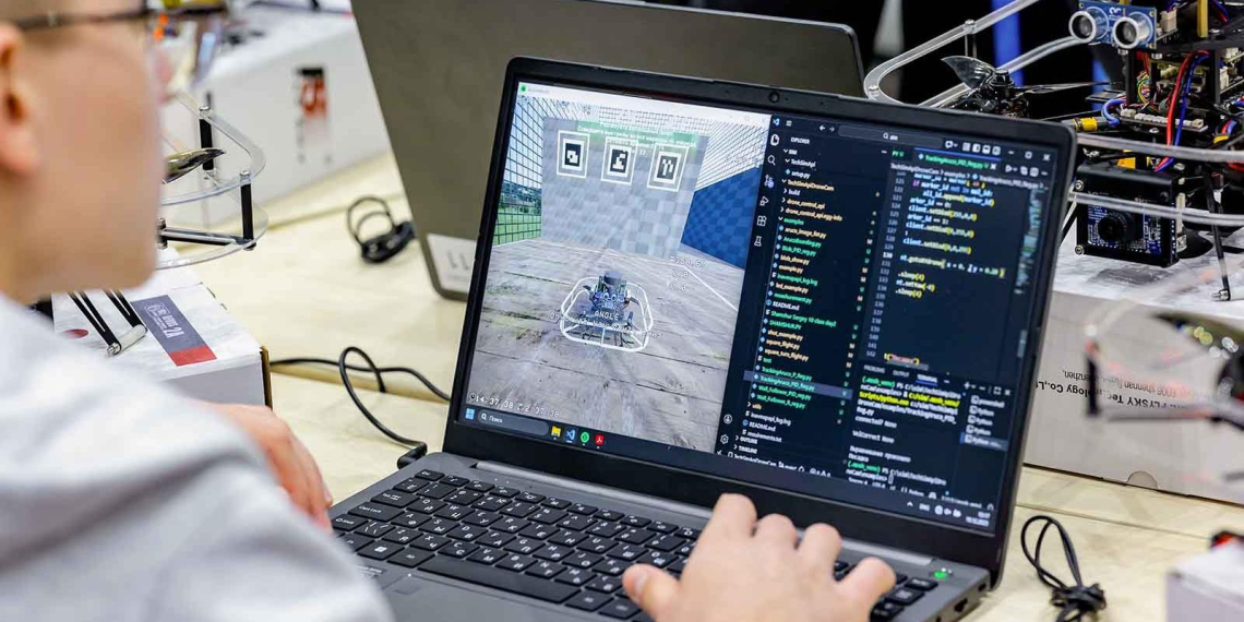 Эксперты разработали новый курс программирования для столичных IT-классов