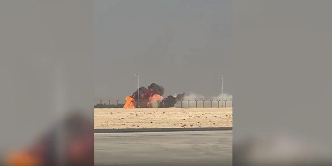 Крушение индийского истребителя Tejas на авиашоу в Дубае попало на видео