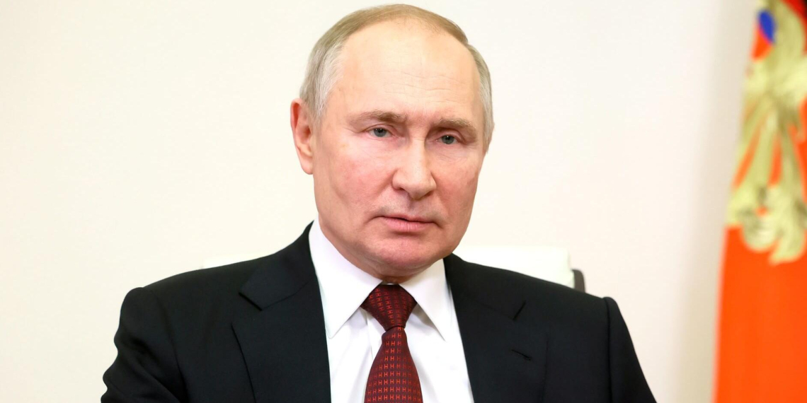 Владимир Путин – молодежи на съезде РДДМ: "Мы сможем сделать мир более справедливым" 