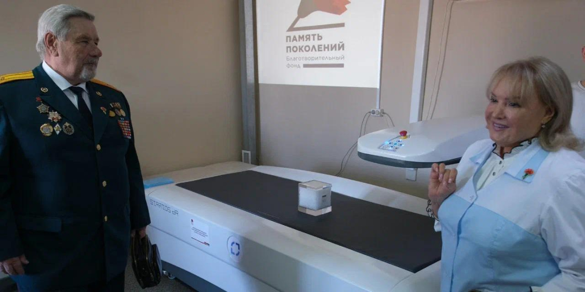 Фонд "Память поколений" передал Новосибирскому областному госпиталю ветеранов войн оборудование на 15 млн рублей