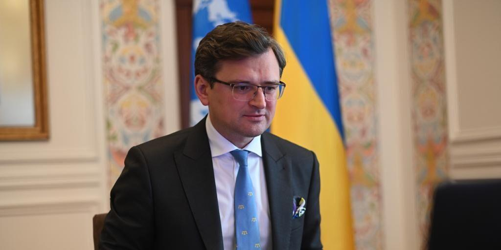 Украина от просьб переходит к жестким требованиям о поставках оружия