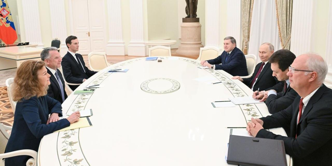 Путин обсудил с посланником Трампа украинское урегулирование