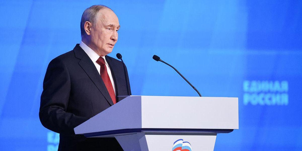 Путин: Долг "Единой России" – сделать всё для Победы 