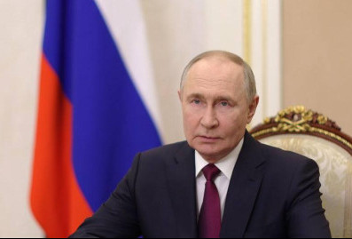 Президент поздравил участников свадебного фестиваля