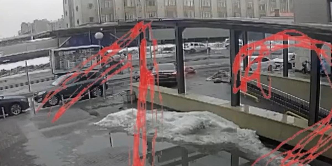 Немецкий дипломат сбил курьера в Петербурге