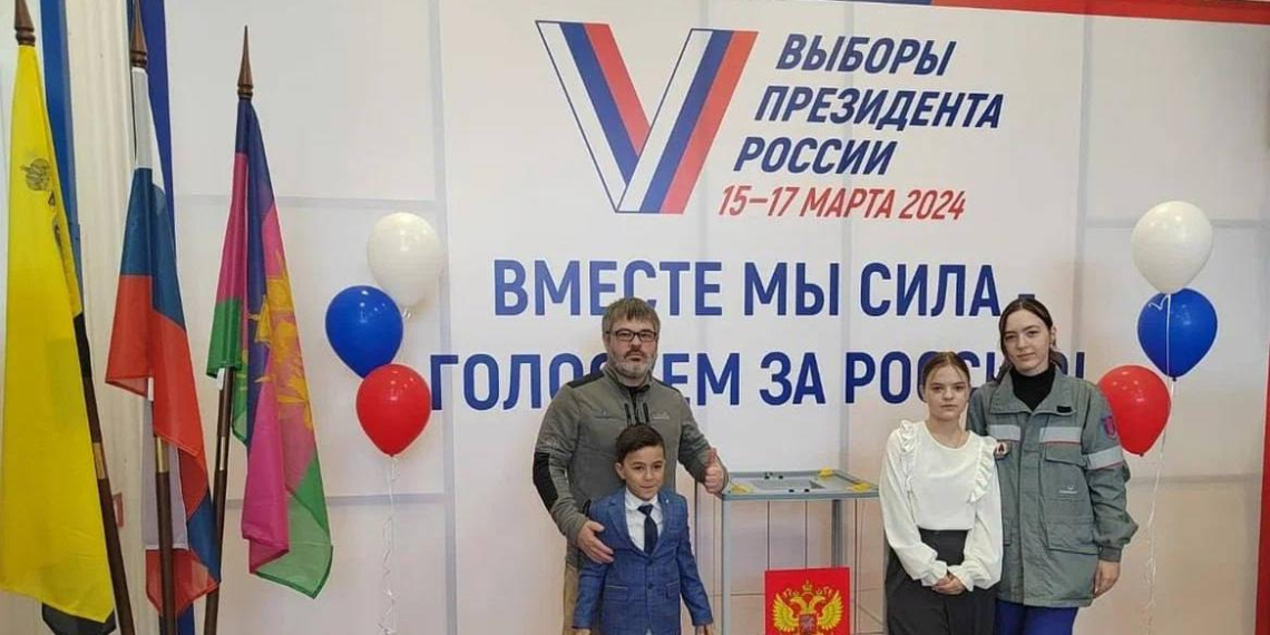 Флешмобы, голосование на борту и династии: как проходят выборы в регионах России 
