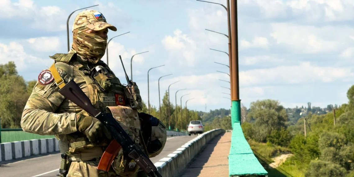 МВД предупредило о мошеннической рассылке военным приказов о награждении