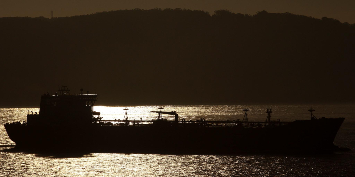 ВМС США захватили пятый танкер