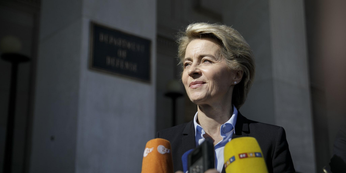 ЕК одобрила "репарационный" кредит Украине за счет изъятия российских активов