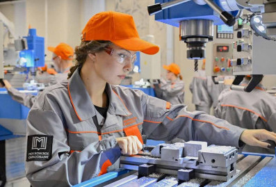 Собянин: всё больше выпускников 9-х классов выбирают учебу в колледже