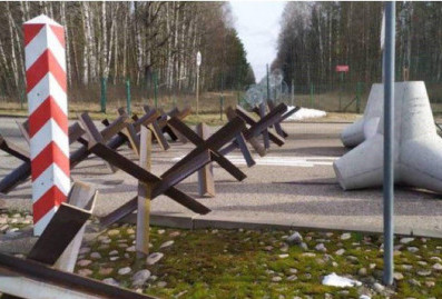 Польша начала строить фортификации на границе с Белоруссией и Украиной