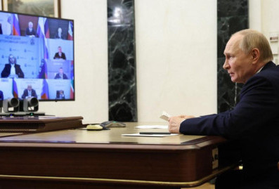 Путин провел встречу с избранными главами регионов