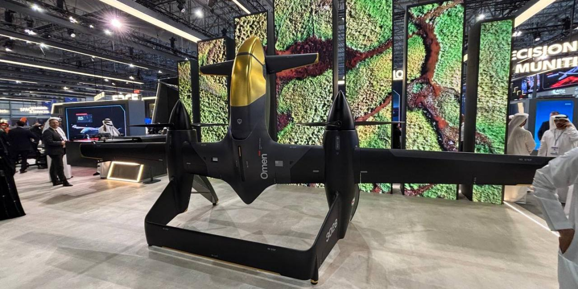 От пассажирских VTOL до перехватчиков: "Беспилот" опубликовал репортаж с выставки Dubai Airshow 2025
