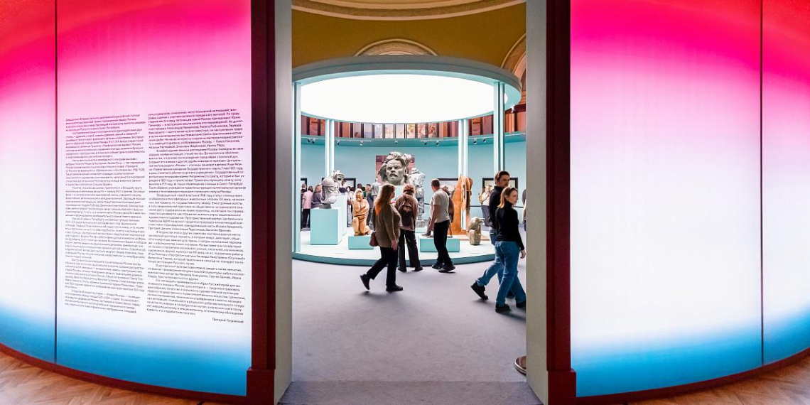 Выставка Русского музея на ВДНХ позволяет увидеть живую историю Москвы