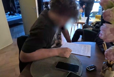 Силовики задержали владельцев трех телеграм-каналов по делу о манипулировании рынком