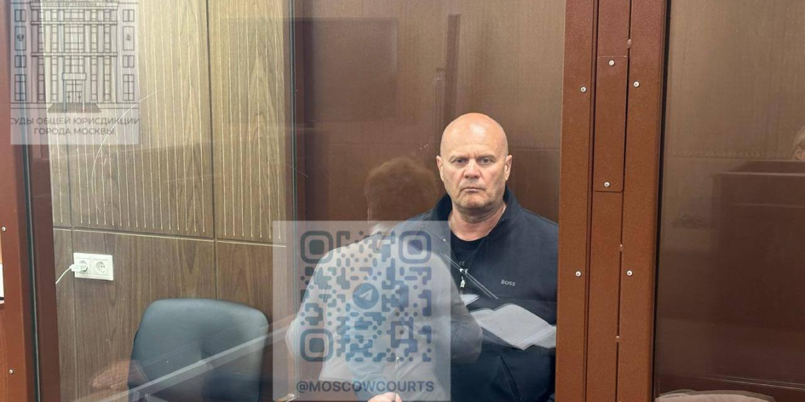 Московский суд арестовал мэра Красноярска Логинова