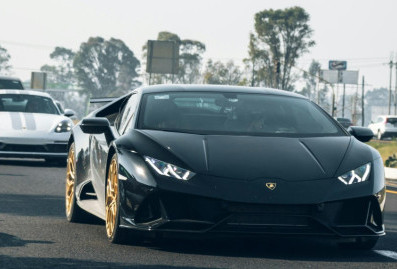 Польскую компанию наказали за экспорт в Россию Lamborghini и Bentley