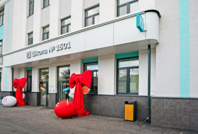 Собянин рассказал о реконструкции здания школы с 90-летней историей