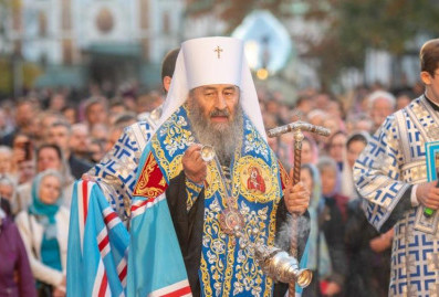 Зеленский аннулировал гражданство предстоятеля УПЦ Онуфрия