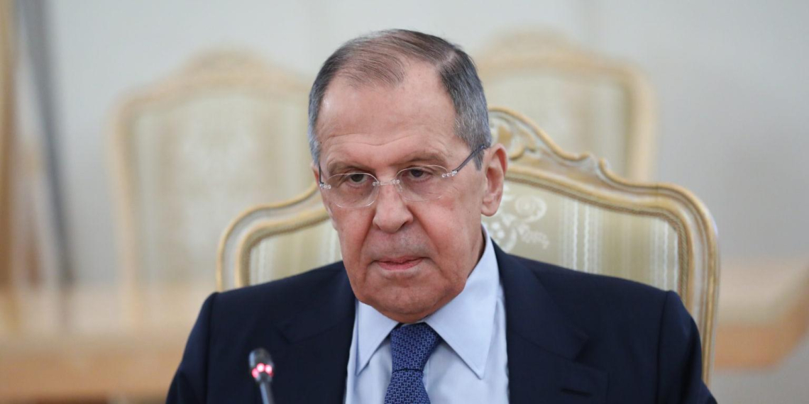 Лавров поздравил Рубио с Днем независимости США и напомнил о "реалиях на земле" Лавров поздравил Рубио с Днем независимости США и напомнил о "реалиях на земле"