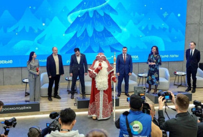 В России стартовала всероссийская благотворительная акция "Ёлка желаний"