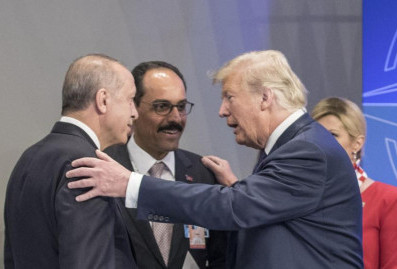 Трамп попросил Эрдогана стать посредником по Украине