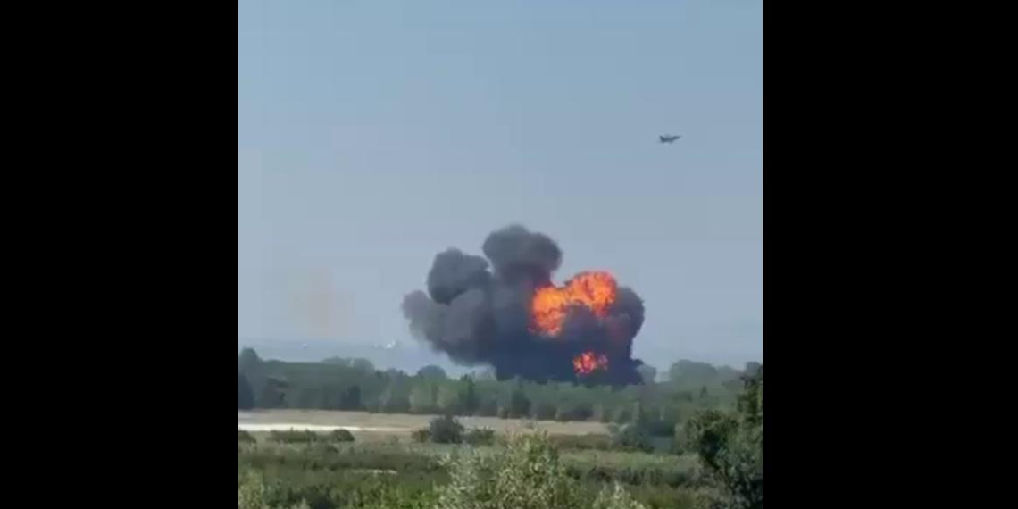 Истребитель F-16 разбился в Турции