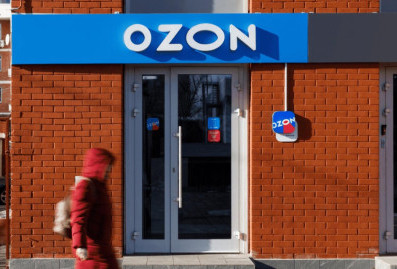 Украинские беспилотники атаковали три объекта Ozon на юге России