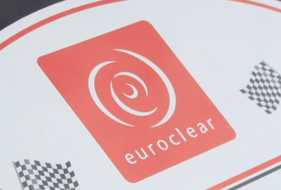 EUobserver: Банкир из группы Euroclear привлек внимание спецслужб из-за 155 поездок в Москву