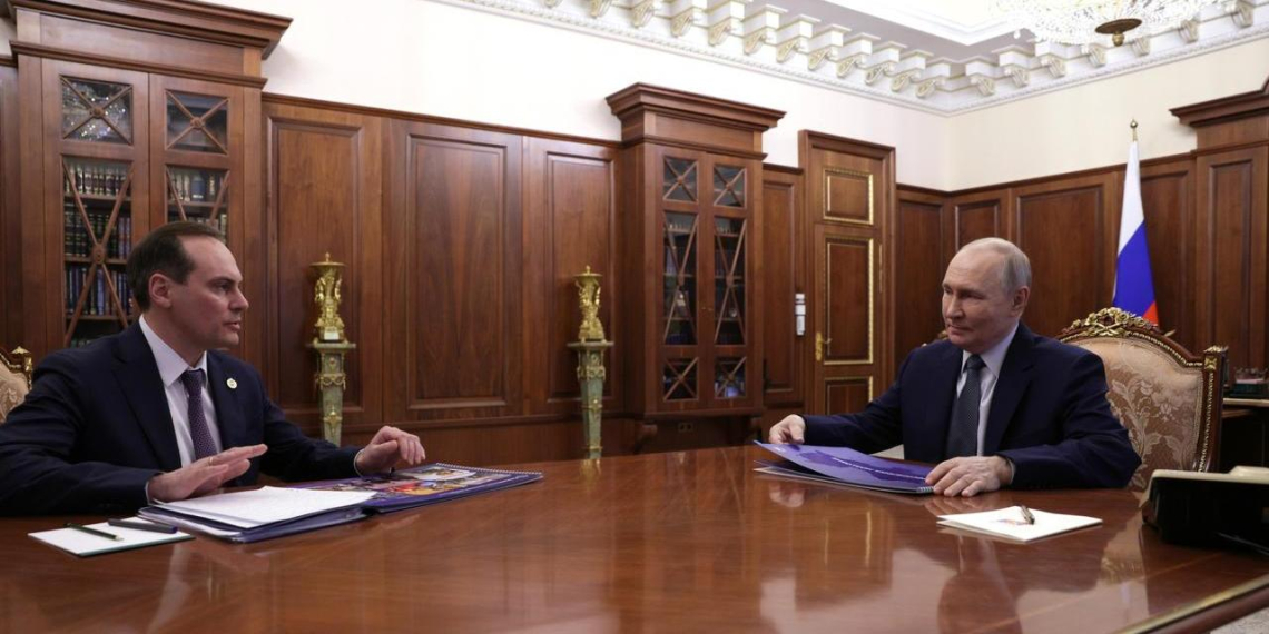 Путин пожелал Здунову успехов на выборах главы Мордовии 