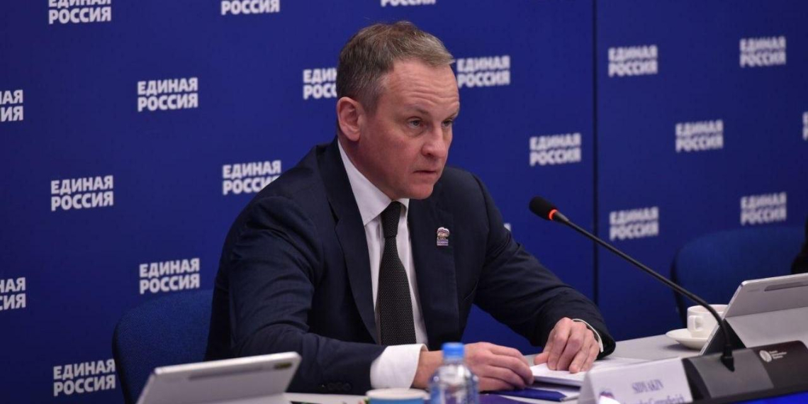Сидякин: "Единая Россия" продолжит поддержку программ благоустройства и жилищного строительства 