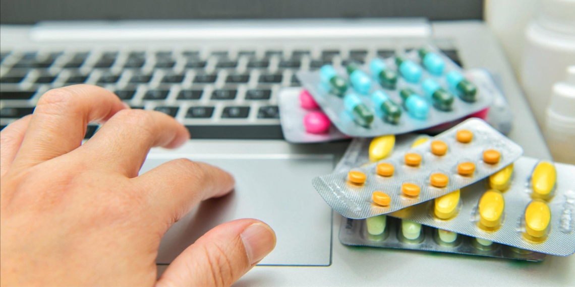 Правительство определило, какие лекарства нельзя будет купить онлайн