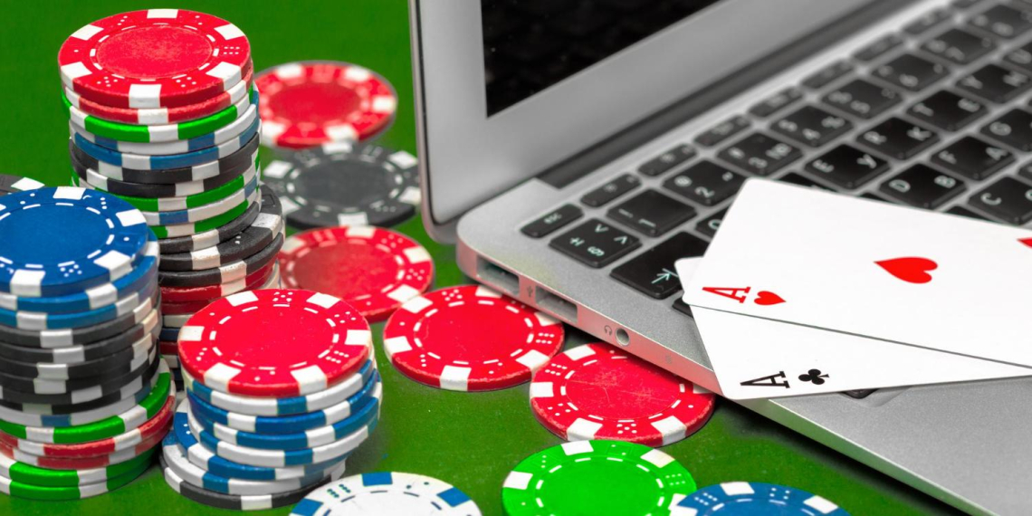 "Коммерсант": Минфин предложил легализовать онлайн-казино