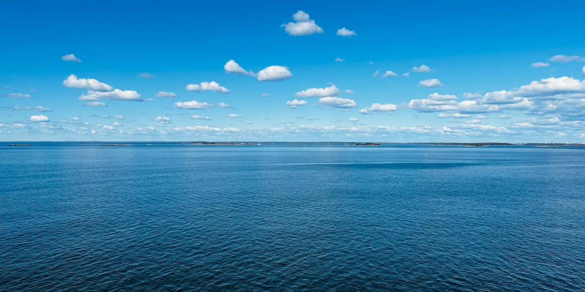 Польша заявила о повреждении подводного кабеля в Балтийском море