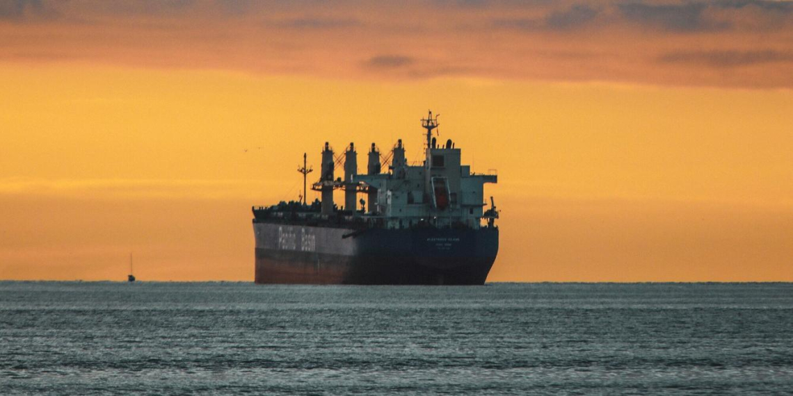 США впервые вернут танкер Венесуэле