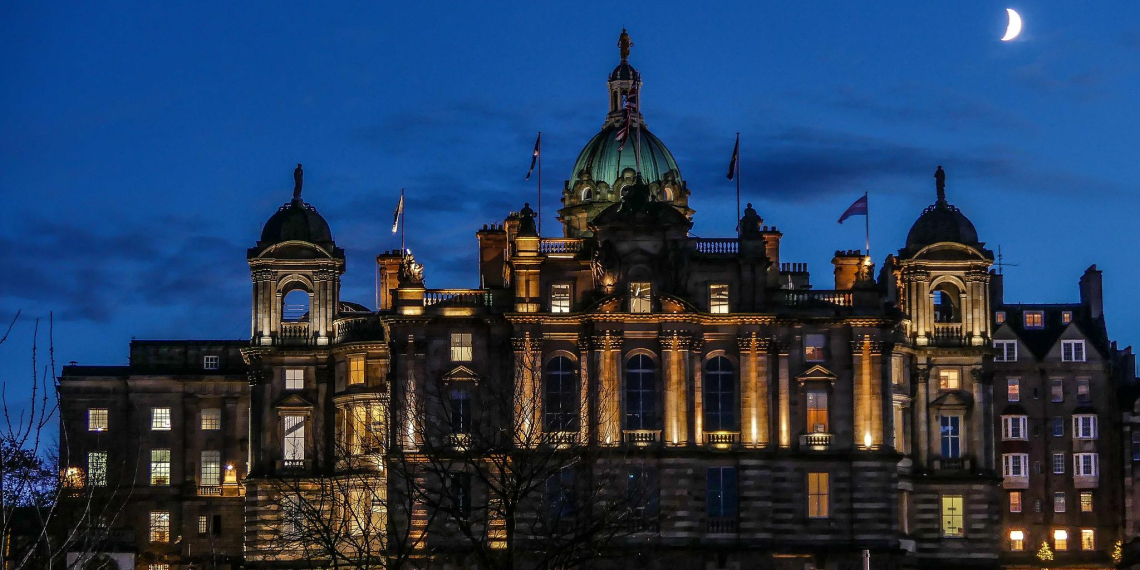 Банк Шотландии оштрафовали за нарушение режима антироссийских санкций