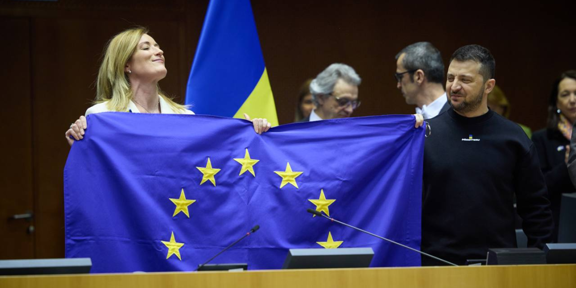 Financial Times: Европу раздражает чрезмерное стремление Украины в ЕС