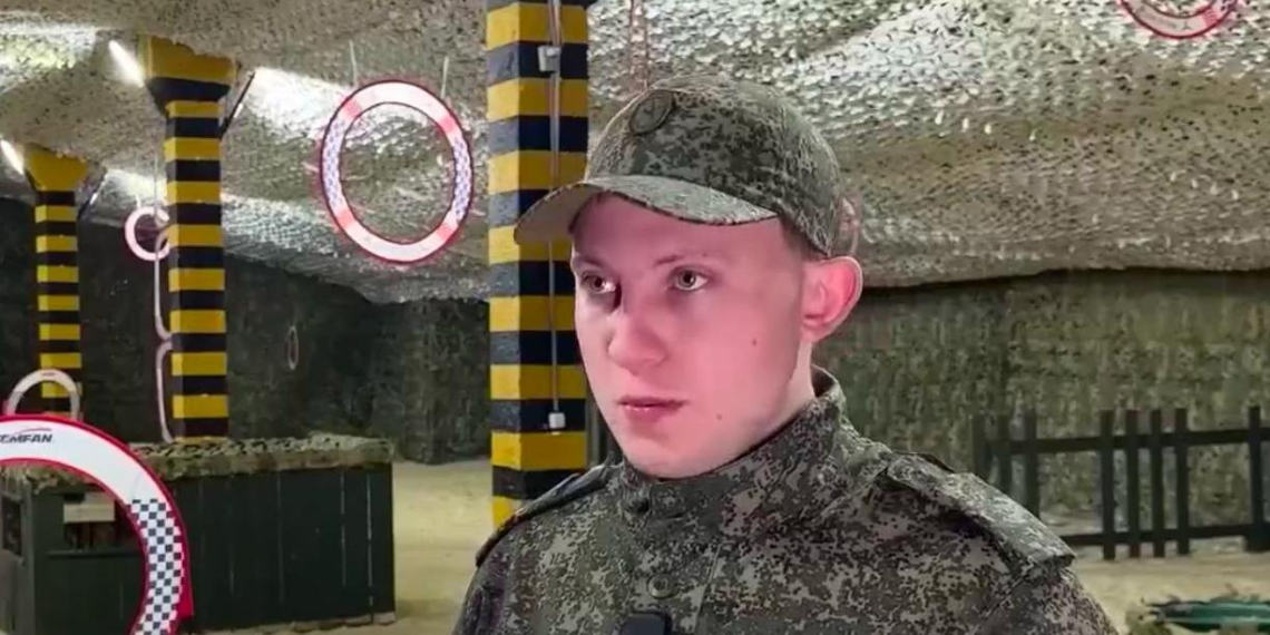 Студент из Брянска ушёл служить добровольцем и не бросил учёбу