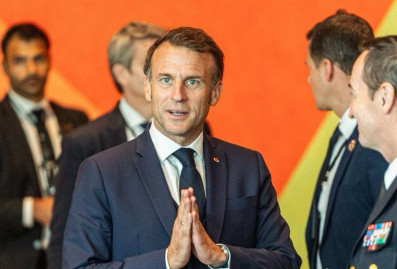 Le Parisien назвала причину звонка Макрона Путину