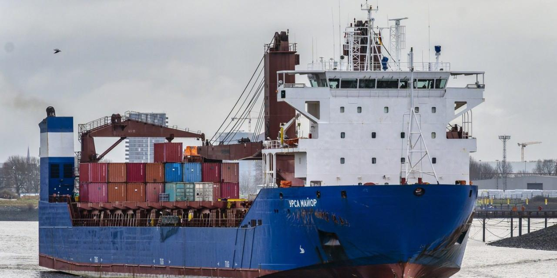 Российское судно с грузом для АЭС "Руппур" не пустили в порт Бангладеш из-за санкций США