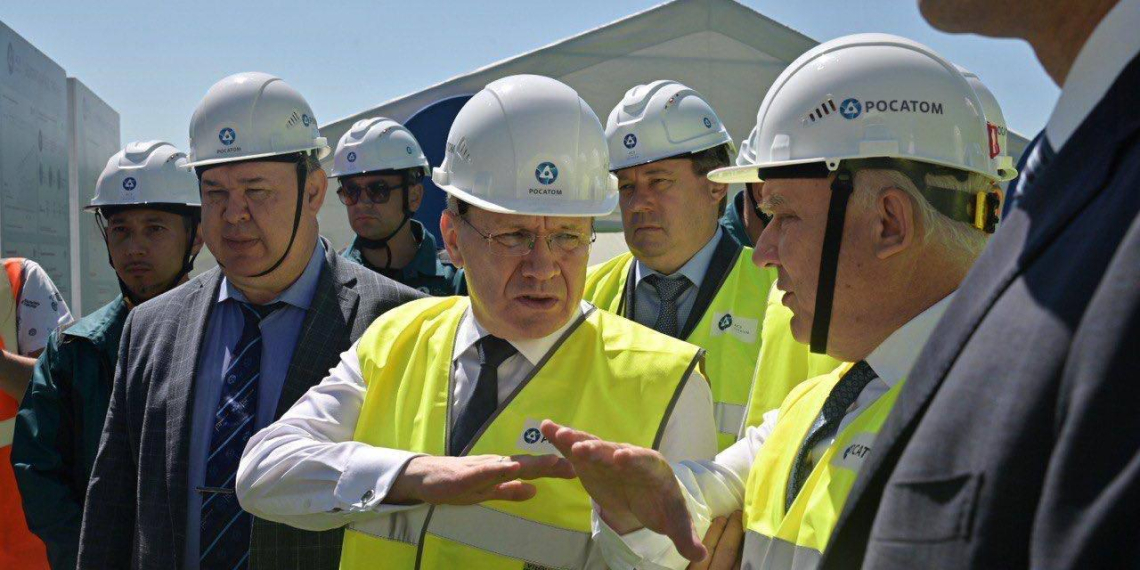 Глава "Росатома" Лихачев дал старт строительству энергоблока с реактором IV поколения