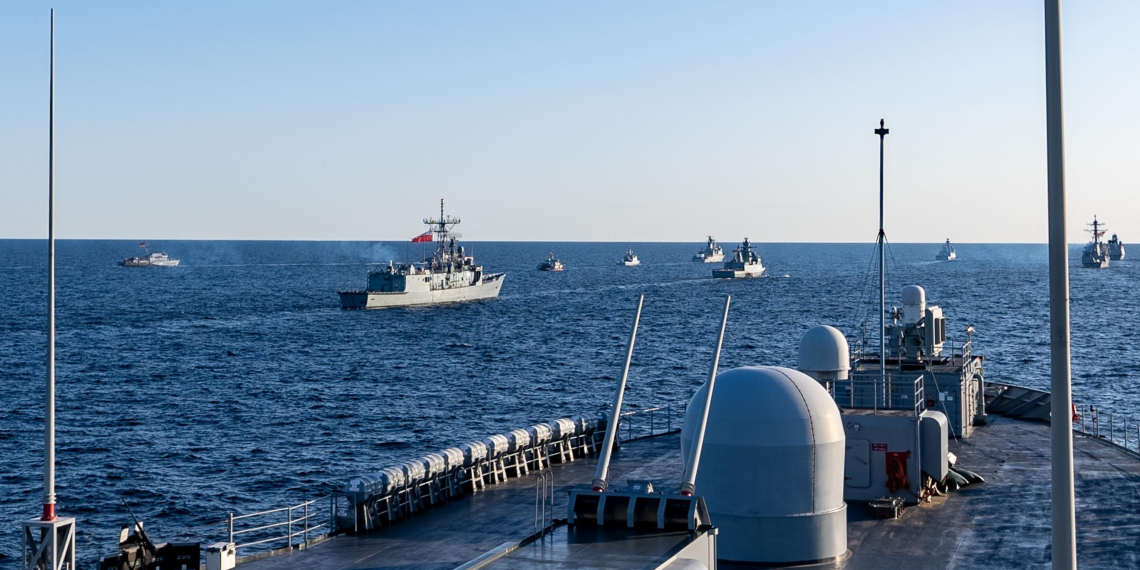 ФРГ и Британия отказались помогать США с защитой Ормузского пролива