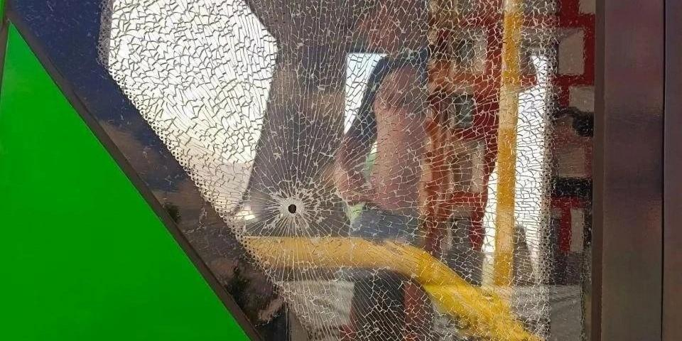 Жителя Екатеринбурга задержали за стрельбу по транспорту от скуки