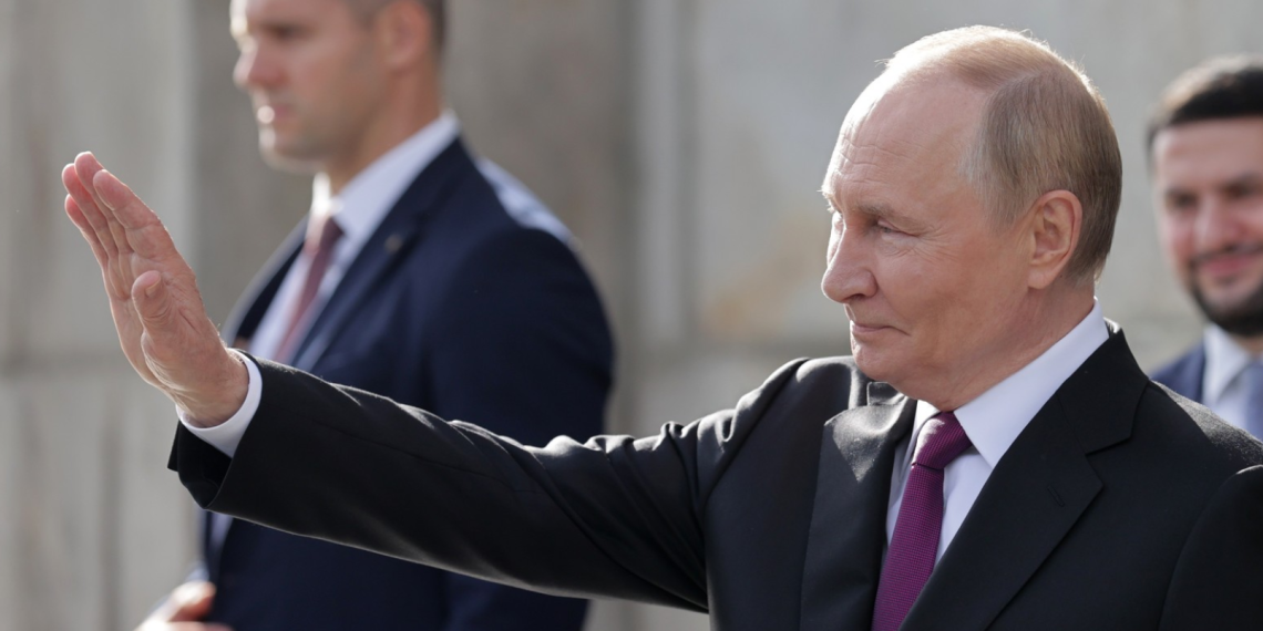 Президент направил приветствие участникам молодёжного форума "ШУМ"