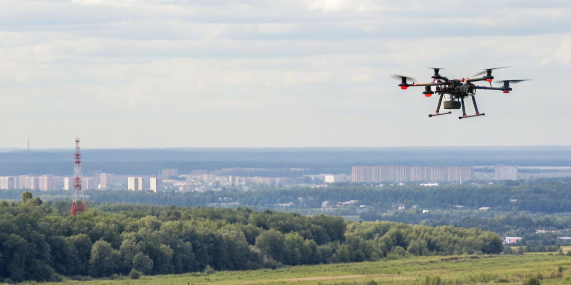 Устарели и тормозят рынок: на "Дронтехе" пожаловались на требования к безопасности БАС