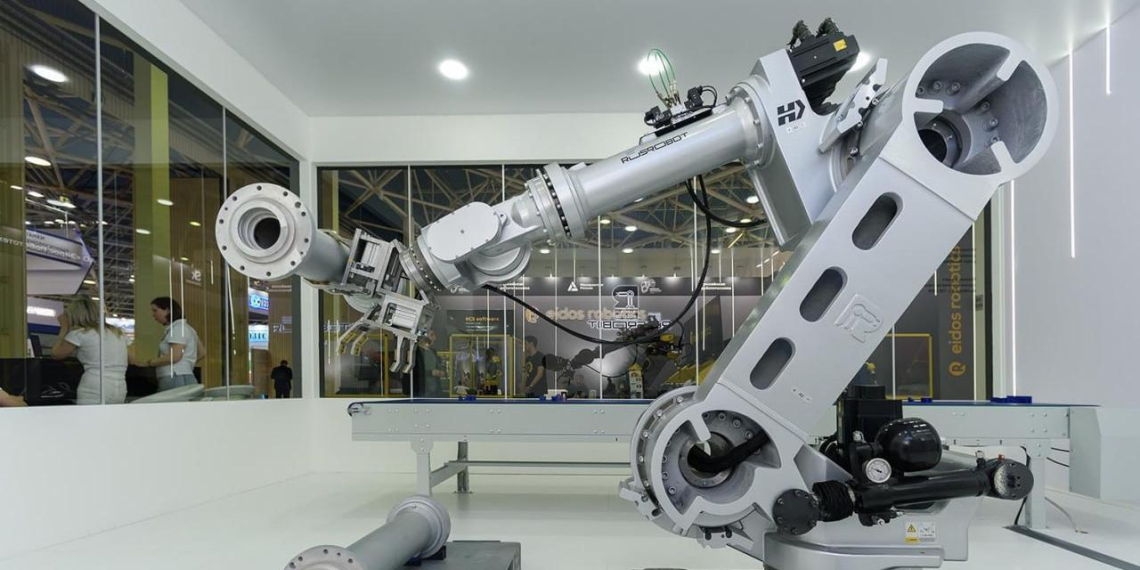 Жена депутата Госдумы Гартунга учредила русскую ассоциацию робототехники